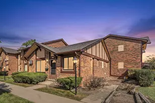 1S175 Winthrop Ln, Villa Park, IL 60181 - Photo 1