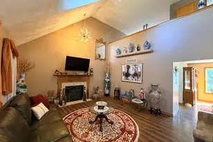 4833 Zenith Pkwy, Machesney Park, IL 61115 - Photo 5