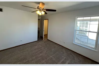 1908 Grove Avenue, Schaumburg, IL 60193 - Photo 15