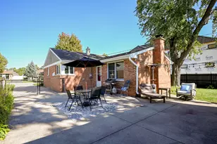 444 N Ridgeland Ave, Elmhurst, IL 60126 - Photo 15