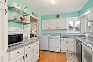 444 N Ridgeland Ave, Elmhurst, IL 60126 - Photo 9