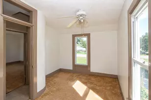 737 E Grant Hwy, Marengo, IL 60152 - Photo 11