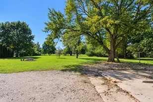 737 E Grant Hwy, Marengo, IL 60152 - Photo 13
