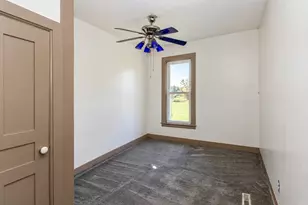 737 E Grant Hwy, Marengo, IL 60152 - Photo 9