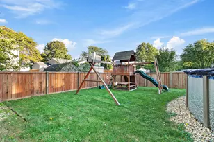 637 Tahoe Ct, Carol Stream, IL 60188 - Photo 25