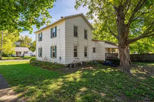 401 S Linden St, Normal, IL 61761 - Photo 23