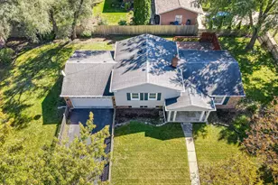 4 Tamarack Ave, Naperville, IL 60540 - Photo 31