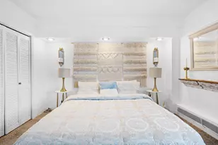 7337 S South Shore Dr, Chicago, IL 60649 - Photo 15