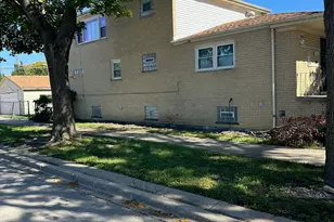 [Address not provided], Chicago, IL 60652 - Photo 3