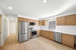 20779 Elizabeth Ave N, Lincolnshire, IL 60069 - Photo 3