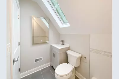 1529 W Victoria Street #2, Chicago, IL 60660 - Photo 17