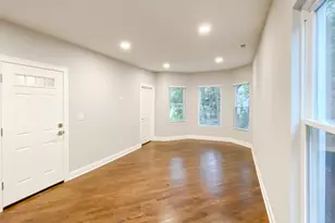 1529 W Victoria St, Chicago, IL 60660 - Photo 3