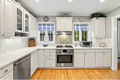 420 Lincoln Avenue W, Highland Park, IL 60035 - Photo 9