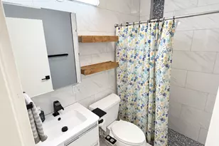 777 N Michigan Ave, Chicago, IL 60611 - Photo 9