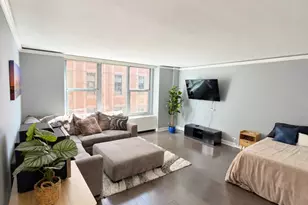 777 N Michigan Ave, Chicago, IL 60611 - Photo 5