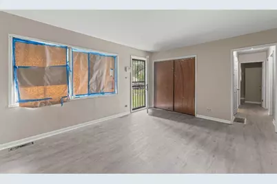 172 W 158th Street, Harvey, IL 60426 - Photo 3