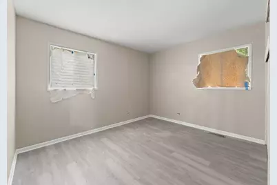 172 W 158th Street, Harvey, IL 60426 - Photo 11