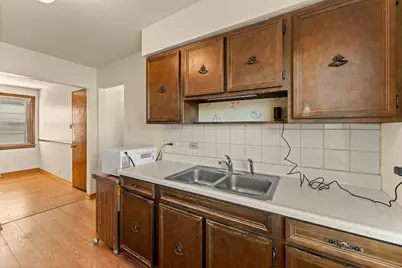 17951 Commercial Avenue, Lansing, IL 60438 - Photo 7