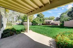 602 Devonshire Ct, McHenry, IL 60050 - Photo 25