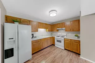 602 Devonshire Ct, McHenry, IL 60050 - Photo 11