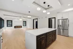 9235 Crescent Ct, Oak Lawn, IL 60453 - Photo 15