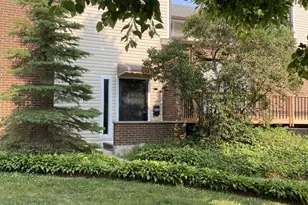 806 Harvard St, Wilmette, IL 60091 - Photo 1