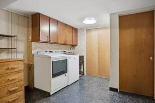 455 N Maple Ave, Elmhurst, IL 60126 - Photo 13