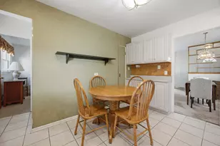 455 N Maple Ave, Elmhurst, IL 60126 - Photo 7