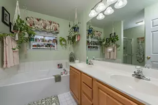 821 Woodhill Ct, Lake Villa, IL 60046 - Photo 15