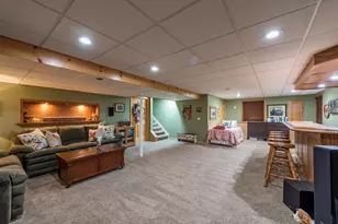821 Woodhill Ct, Lake Villa, IL 60046 - Photo 21