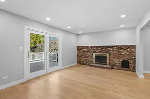 713 Dawes St, Libertyville, IL 60048 - Photo 7