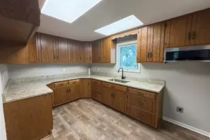 28542 South Walleye Lane, Wilmington, IL 60481 - Photo 5