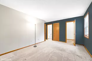 348 Essex Ct, Wood Dale, IL 60191 - Photo 13
