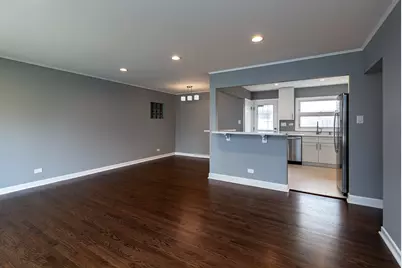 1046 Midway Road, Northbrook, IL 60062 - Photo 3