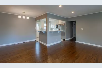 1046 Midway Road, Northbrook, IL 60062 - Photo 5