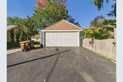 620 James Avenue, Rockford, IL 61107 - Photo 41