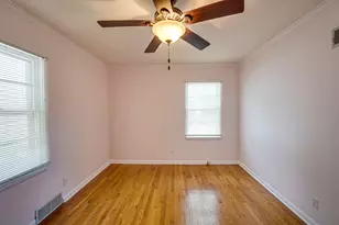 1132 N Main St, Naperville, IL 60563 - Photo 15