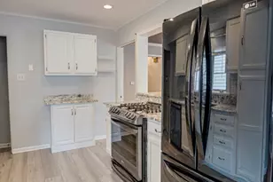 1132 N Main St, Naperville, IL 60563 - Photo 9