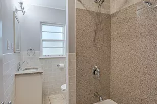 1132 N Main St, Naperville, IL 60563 - Photo 17