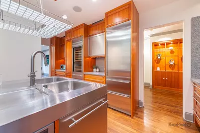 24 E Scott Street #2, Chicago, IL 60610 - Photo 11