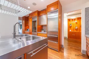 24 E Scott St, Chicago, IL 60610 - Photo 11