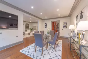 24 E Scott St, Chicago, IL 60610 - Photo 7