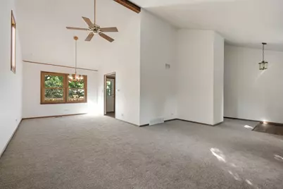 2924 Hickory Court, Woodridge, IL 60517 - Photo 5