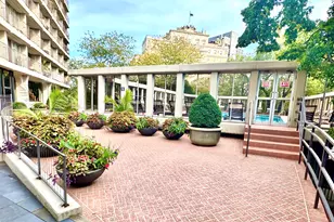 1960 N Lincoln Park West Ave, Chicago, IL 60614 - Photo 19
