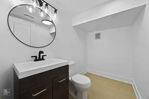 1912 East Ave, Berwyn, IL 60402 - Photo 17