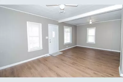 342 Beach Street S, Kewanee, IL 61443 - Photo 7