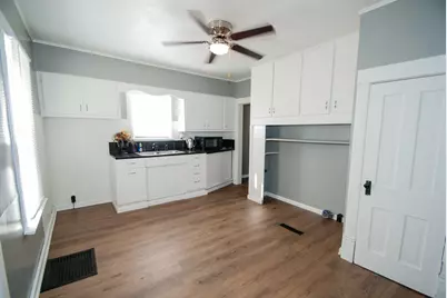 342 Beach Street S, Kewanee, IL 61443 - Photo 13