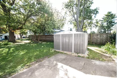 342 Beach Street S, Kewanee, IL 61443 - Photo 3