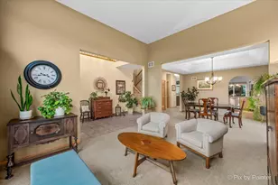 1173 Sandalwood Ln, Crystal Lake, IL 60014 - Photo 3