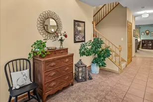 1173 Sandalwood Ln, Crystal Lake, IL 60014 - Photo 5